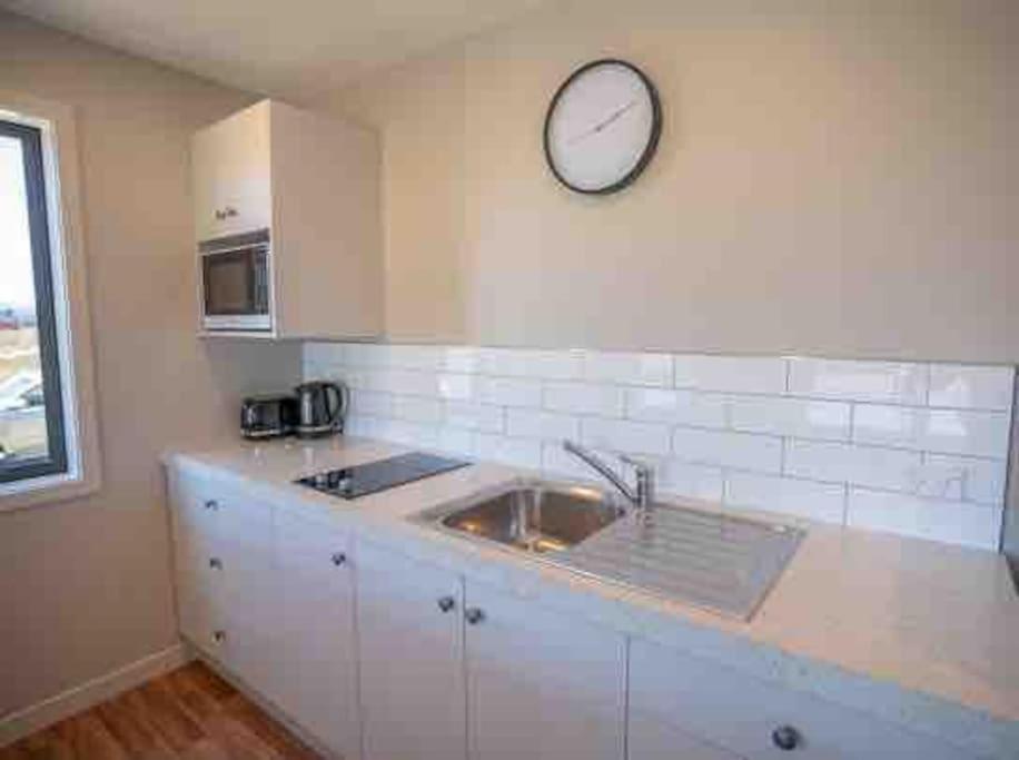 Great Views From New 2 Bedroom Apartment Te Anau Exterior foto