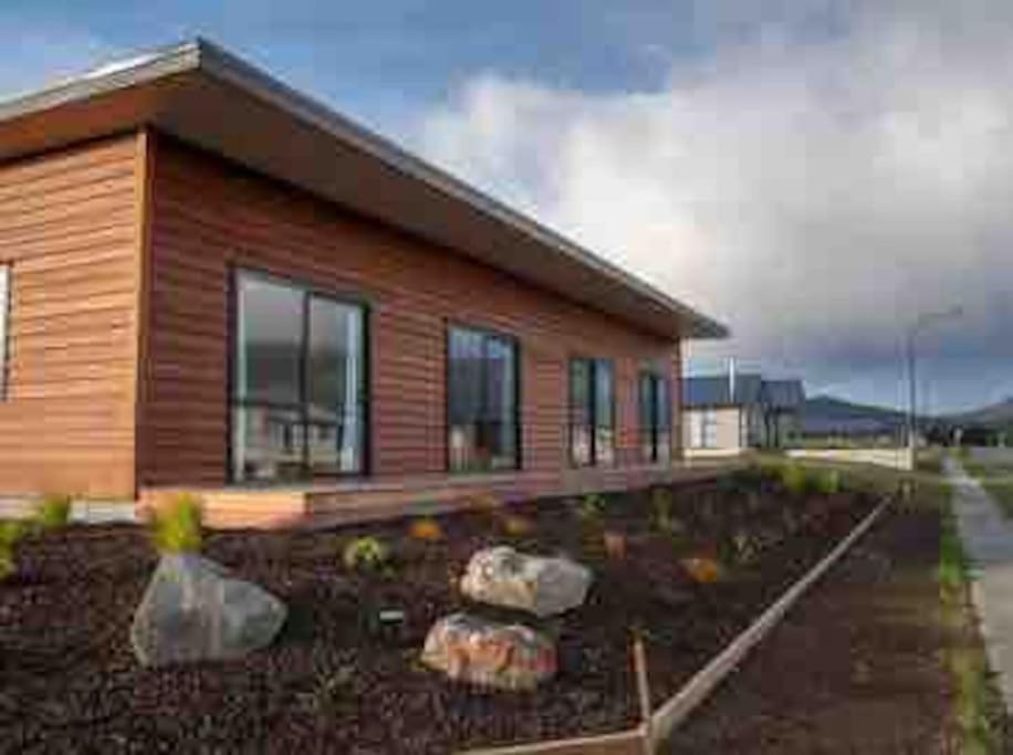 Great Views From New 2 Bedroom Apartment Te Anau Exterior foto